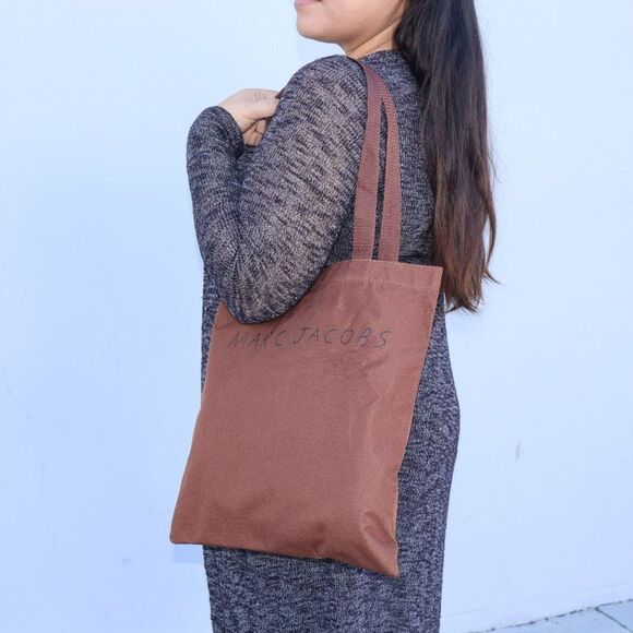 NEW Marc by Marc Jacobs SPECIAL ITEM ARTISAN Book Bag BROWN ~ GREAT GIFT - Picture 3 of 7